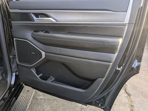 New 2025 Jeep Wagoneer Series II image 32