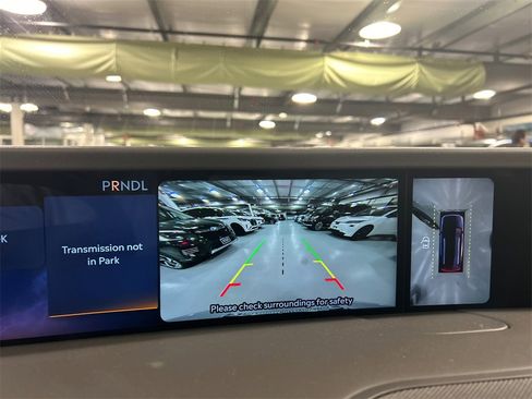 Used 2024 Lincoln Nautilus Premier w/ Equipment Group 102A image 17