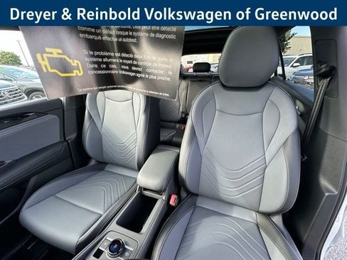 New 2026 Volkswagen Tiguan SE R-Line AWD/4WD image 26
