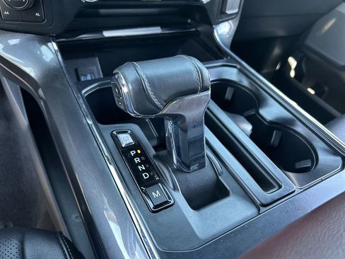 Used 2022 Ford F150 Lariat AWD/4WD image 16