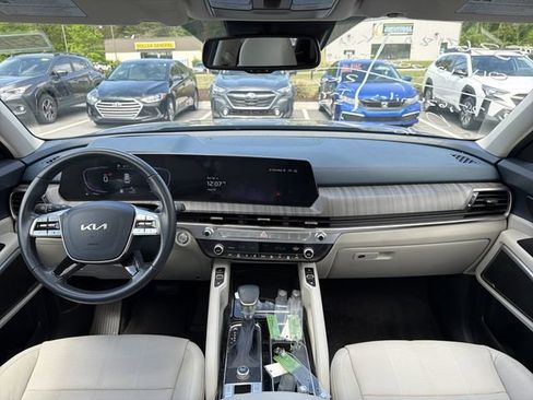 Used 2024 Kia Telluride EX image 18