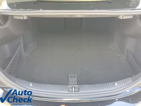 Used 2019 Mercedes-Benz C 300 Sedan image 8