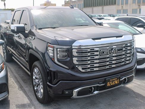 Used 2023 GMC Sierra 1500 Denali w/ Denali Reserve Package image 1