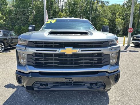 Used 2024 Chevrolet Silverado 2500 Custom w/ Custom Value Package AWD/4WD image 11