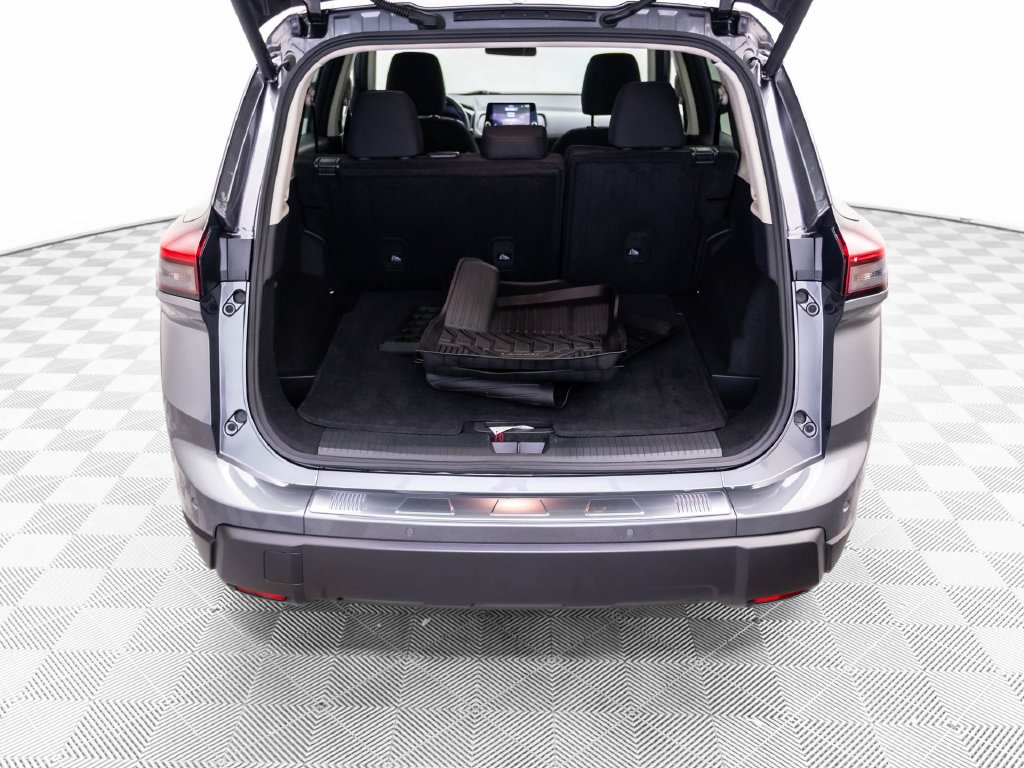 Used 2024 Nissan Rogue SV AWD/4WD image 33
