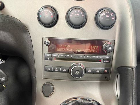 Used 2006 Pontiac Solstice Convertible w/ Premium Package image 36