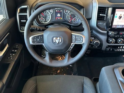 Used 2025 RAM 1500 Big Horn AWD/4WD image 15