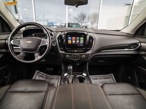 Used 2018 Chevrolet Traverse LT image 12