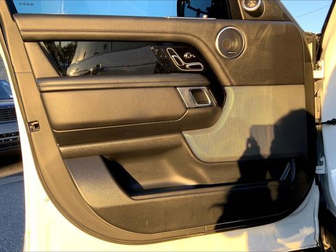 Used 2020 Land Rover Range Rover AWD/4WD image 21