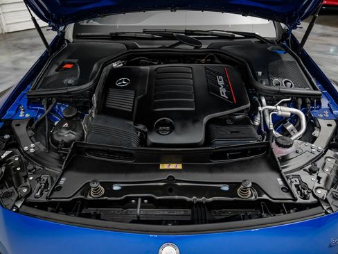 Used 2024 Mercedes-Benz AMG GT 43 image 3