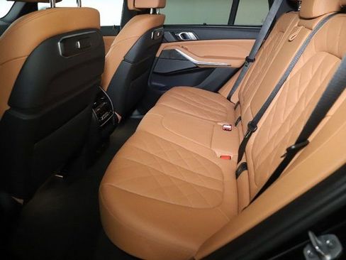 Used 2026 BMW X5 xDrive40i w/ Climate Comfort Package AWD/4WD image 14