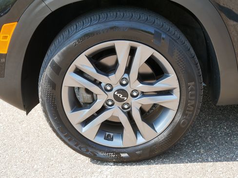 Certified 2023 Kia Seltos LX AWD/4WD image 15