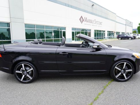 Used 2012 Volvo C70 T5 FWD image 11