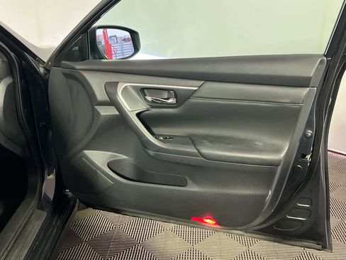 Certified 2018 Nissan Altima 2.5 SL w/ 2.5 SL Technology Package image 26