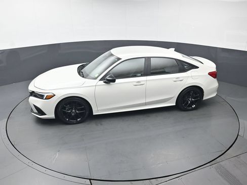 Certified 2024 Honda Civic Sport image 34