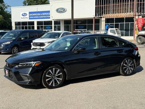 Used 2024 Honda Civic EX-L image 4