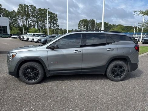 Used 2023 GMC Terrain AT4 AWD/4WD image 12