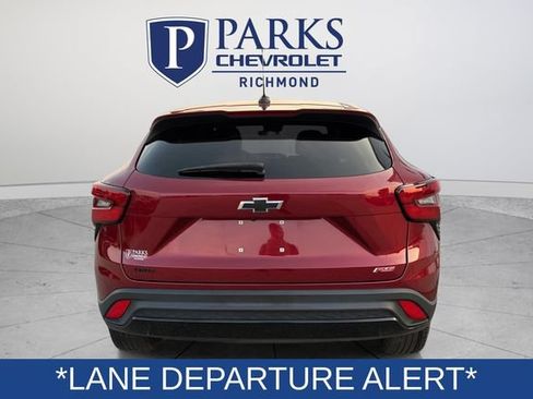 Certified 2024 Chevrolet Trax RS FWD image 6