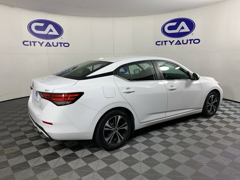 Used 2023 Nissan Sentra SV image 3