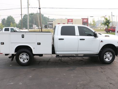 Used 2024 RAM 2500 Tradesman w/ Snow Chief Group AWD/4WD image 6