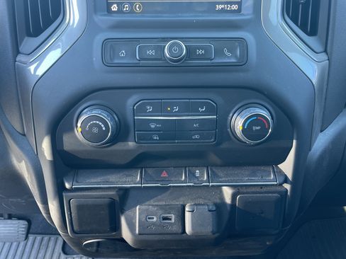 Used 2022 Chevrolet Silverado 2500 Custom w/ Snow Plow Prep/Camper Package image 40