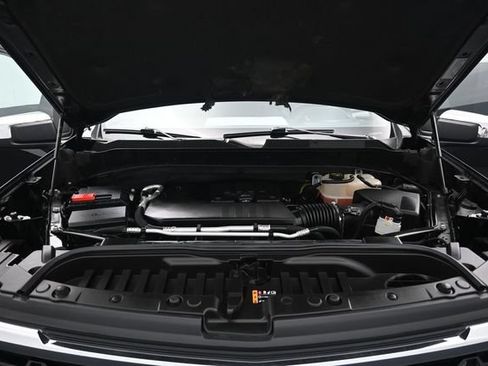 Used 2023 Chevrolet Silverado 1500 LT AWD/4WD image 34