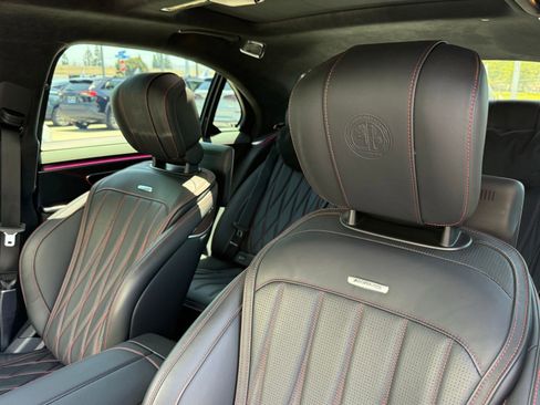 Used 2024 Mercedes-Benz S 63 AMG S image 28