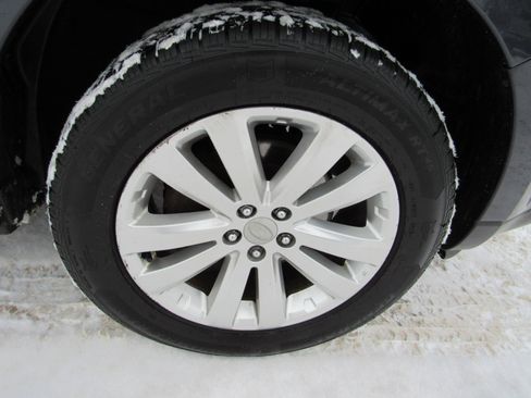 Used 2012 Subaru Forester 2.5X Touring image 11