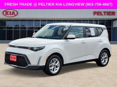 Used 2023 Kia Soul LX w/ Option Group 015