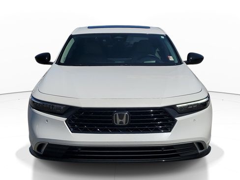 Used 2024 Honda Accord Touring image 2