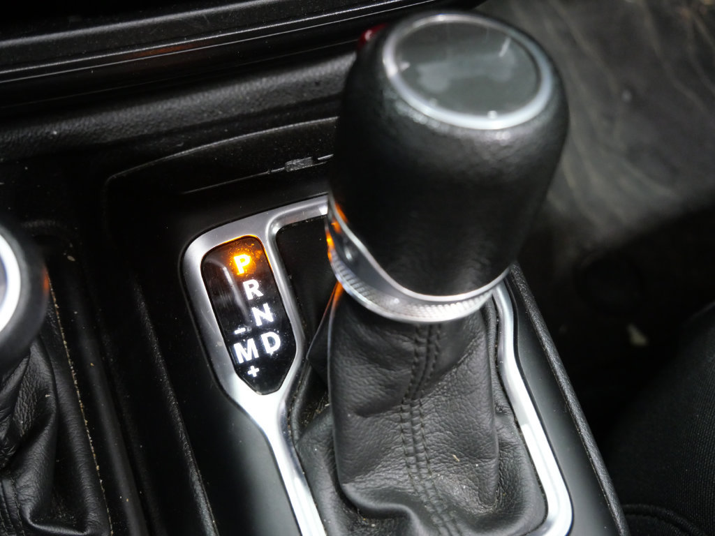Used 2022 Jeep Wrangler Unlimited Sport AWD/4WD image 23