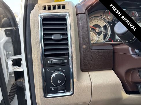 Used 2014 RAM 1500 Laramie Longhorn w/ Convenience Group image 21