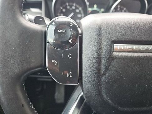 Used 2019 Land Rover Discovery SE AWD/4WD image 29
