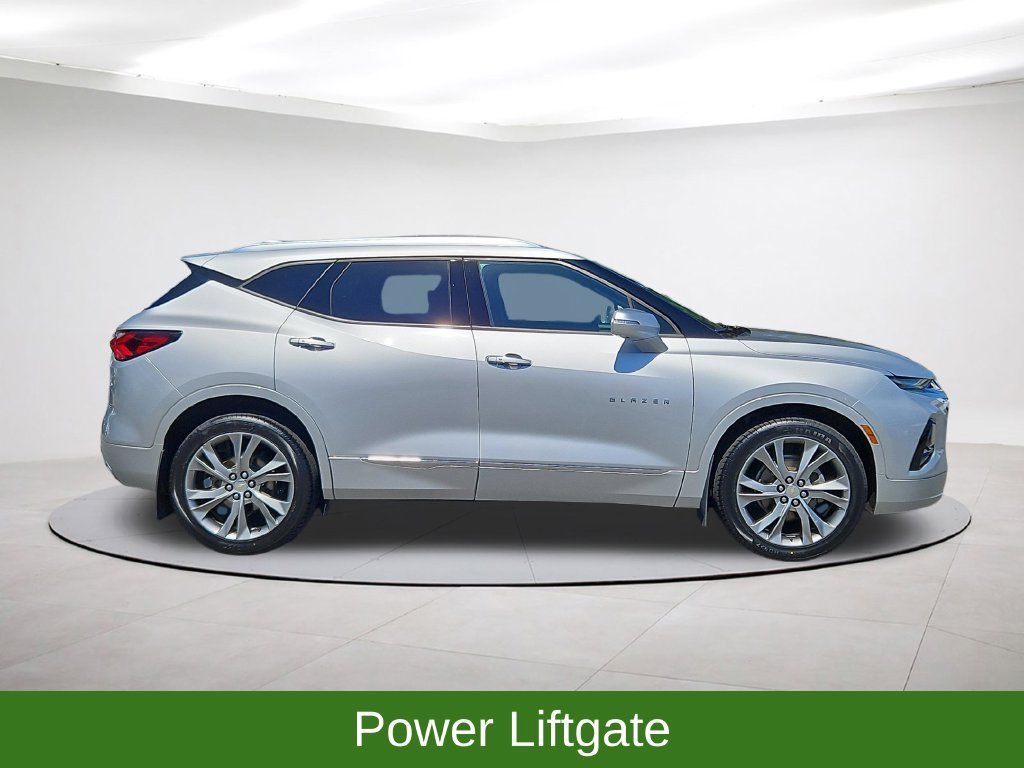 Used 2019 Chevrolet Blazer Premier w/ Sun and Wheels Package AWD/4WD image 8