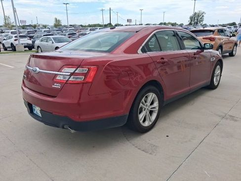 Used 2015 Ford Taurus SEL w/ Equipment Group 201A FWD image 3