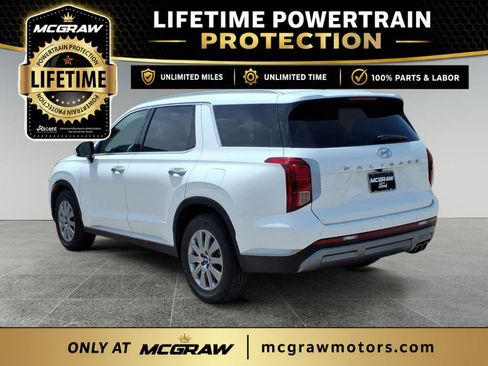 Used 2025 Hyundai Palisade SEL FWD image 3