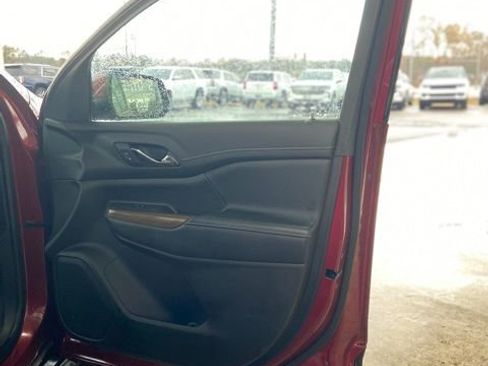 Used 2020 GMC Acadia SLE image 20