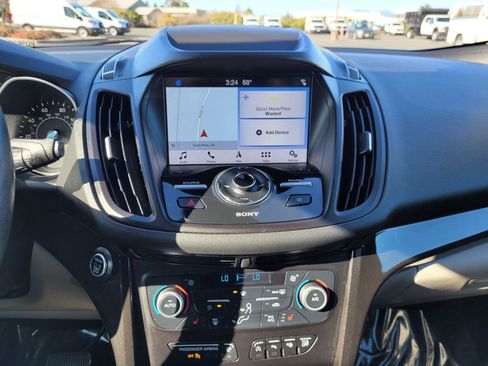 Used 2019 Ford Escape Titanium image 29