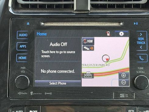 Certified 2018 Toyota Prius Three FWD image 22