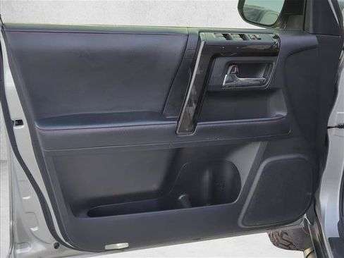 Used 2021 Toyota 4Runner Venture w/ Moonroof Package AWD/4WD image 7