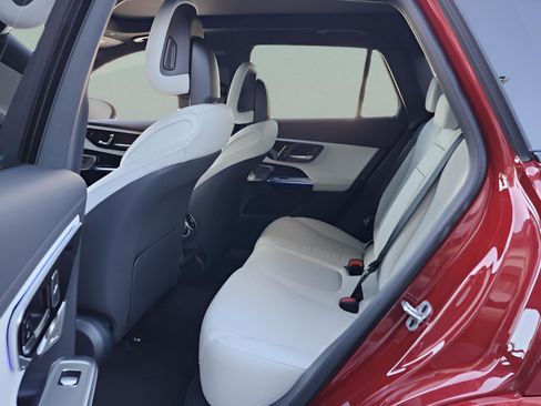 New 2026 Mercedes-Benz GLC 300 image 20