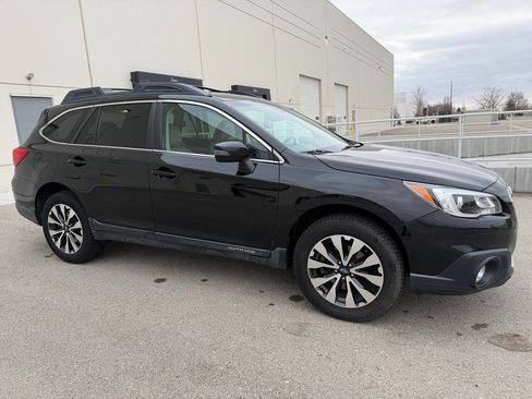 Used 2016 Subaru Outback 2.5i Limited image 16