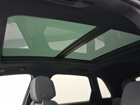 New 2025 Audi Q3 2.0T Premium image 14