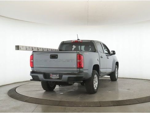 Used 2022 Chevrolet Colorado LT w/ LT Convenience Package image 7