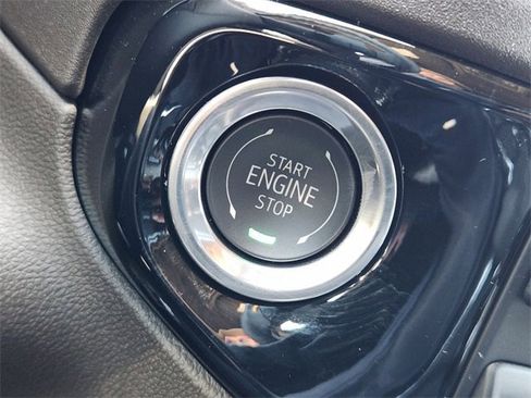 New 2026 GMC Sierra 1500 SLT image 15