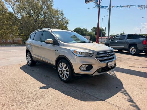 Used 2017 Ford Escape Titanium AWD/4WD image 2