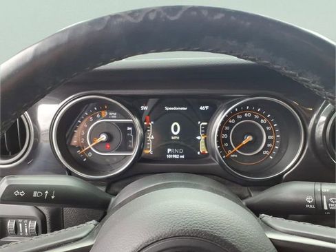 Used 2020 Jeep Gladiator Sport image 17