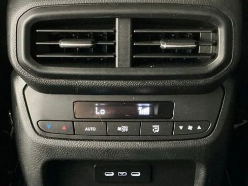 Used 2024 Honda Pilot EX-L image 21