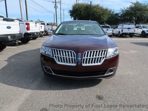 Used 2011 Lincoln MKZ Lincoln MKZ image 8