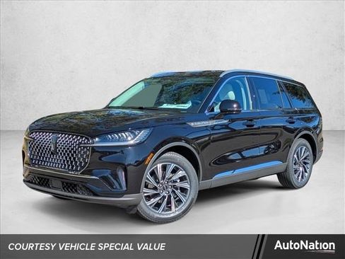 New 2026 Lincoln Aviator 2WD image 1